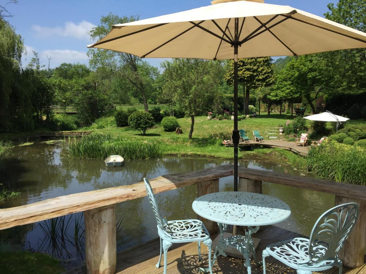 Castle Mill Bed And Breakfast Dorking Exteriér fotografie