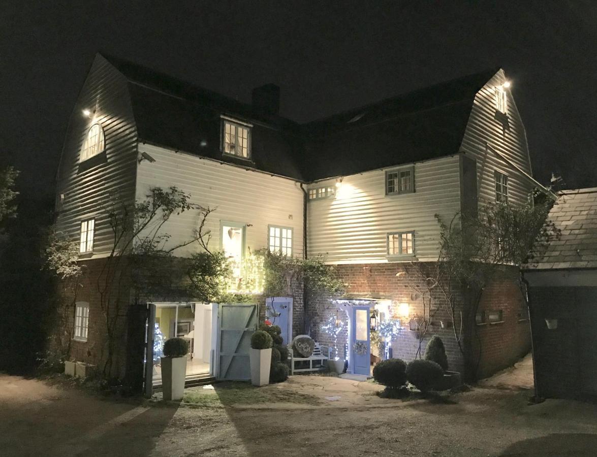Castle Mill Bed And Breakfast Dorking Exteriér fotografie
